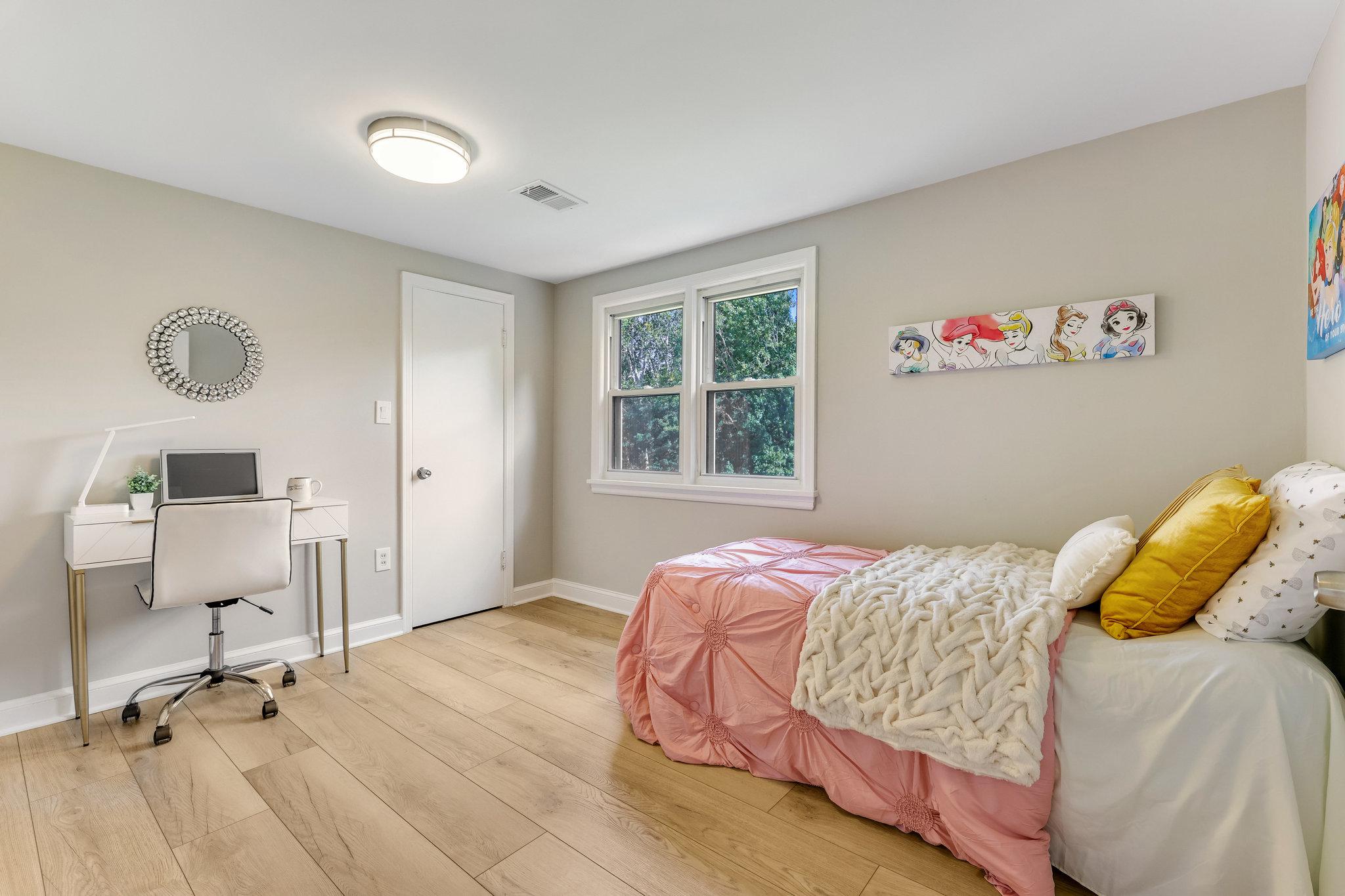 11410 Waples Mill Road Oakton, VA 22124 - Photo 39 of 62 Bedroom #4 - Bright and inviting bedroom retreat.