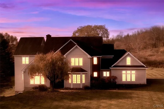 $849,900 | 1180 Davinci Drive, Cortlandville, NY 13045