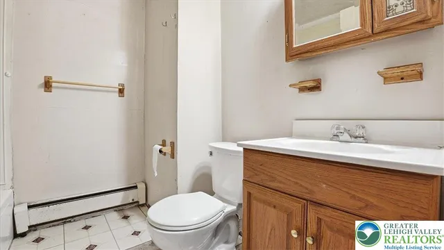 $139,900 | 143 5th Street, Slatington, PA 18080