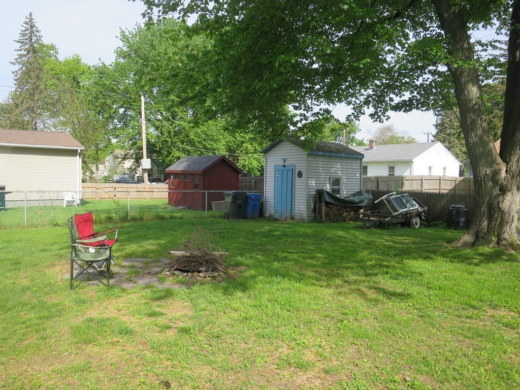 11 Dunbar Street Springfield, MA 01118 - Photo 19 of 24 Gallery Image 19