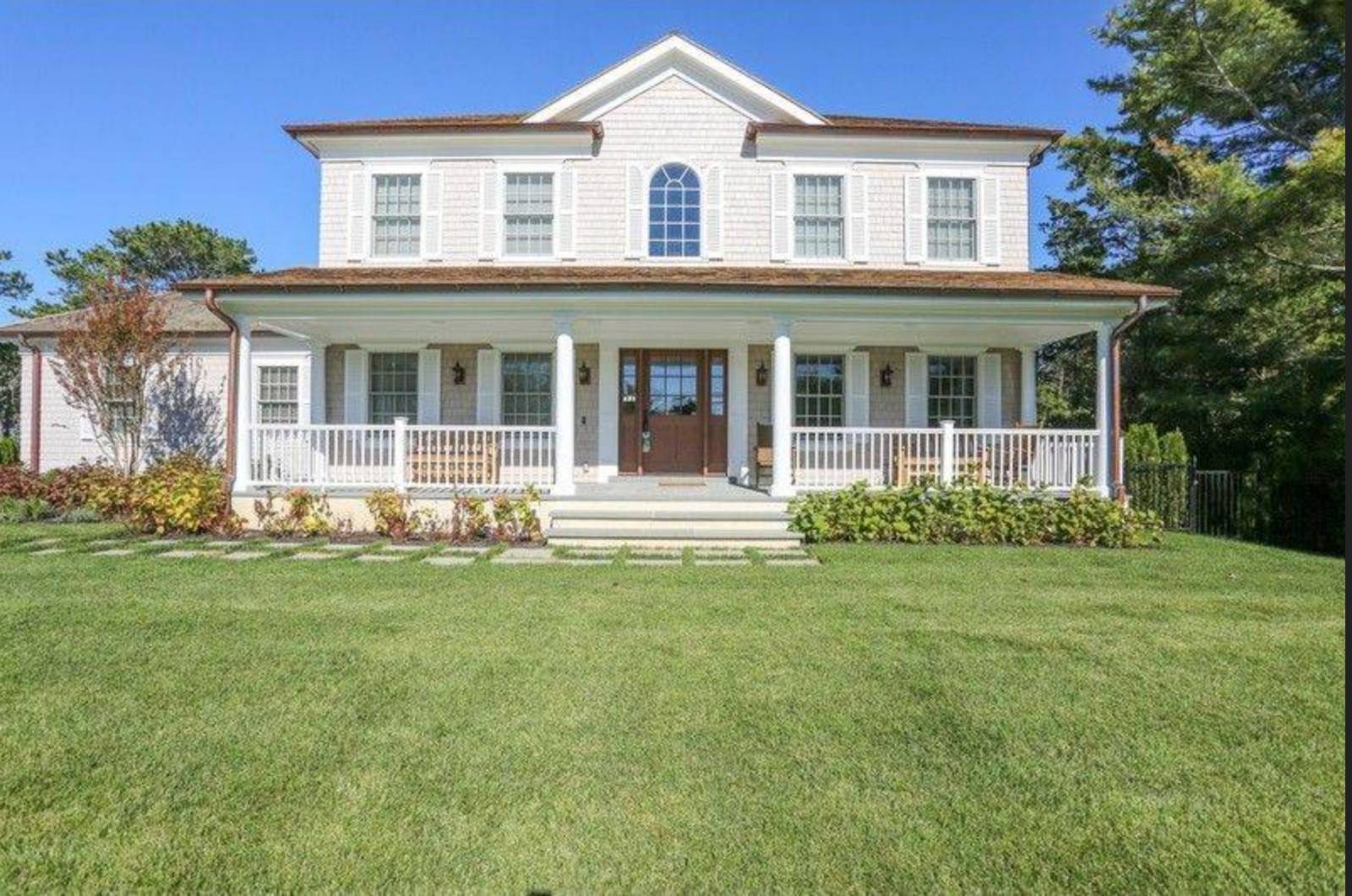 39 Middle Pond Road Southampton, NY 11968 - Photo 3 of 3 a front view of a house with a garden