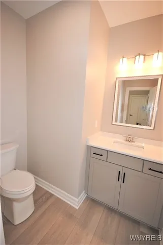 $799,900 | 7 Knoche Way, Orchard Park, NY 14127