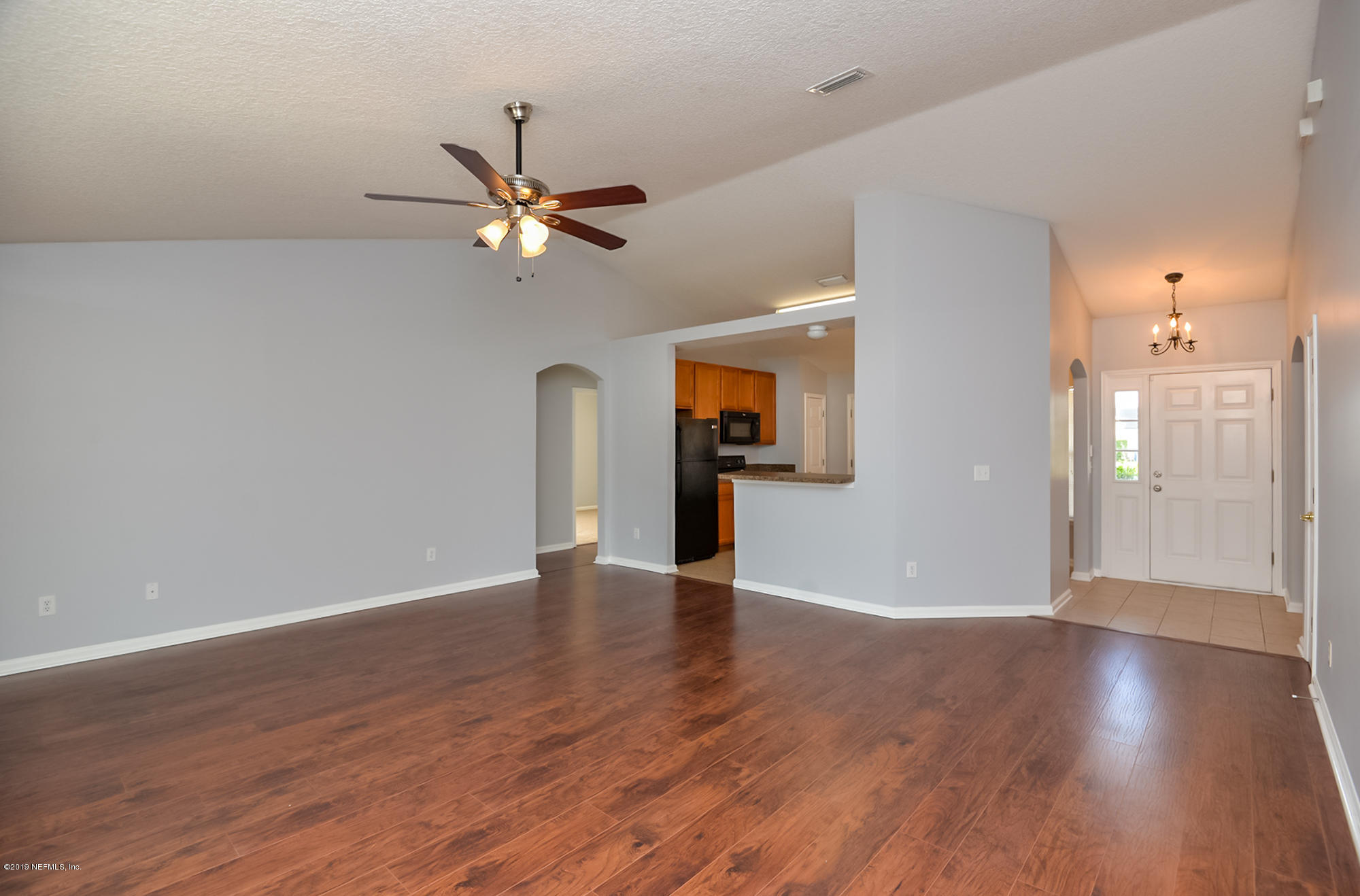 11915 Raindrop Road Jacksonville, FL 32219 - Photo 5 of 29 11915 Raindrop Rd-4
