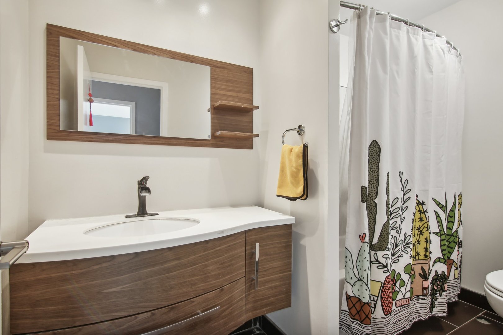 6145 North Sheridan Road, Unit 8D Chicago, IL 60660 - Photo 23 of 34 Gallery Image 23