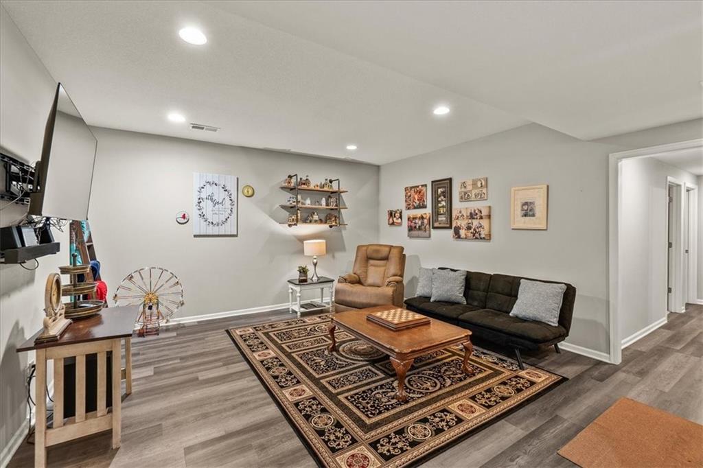 20804 189th Street Spring Hill, KS 66083 - Photo 24 of 38