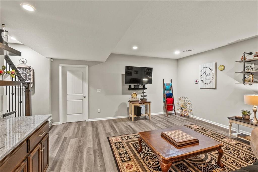 20804 189th Street Spring Hill, KS 66083 - Photo 25 of 38
