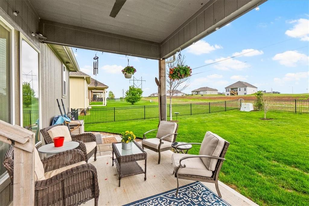 20804 189th Street Spring Hill, KS 66083 - Photo 32 of 38