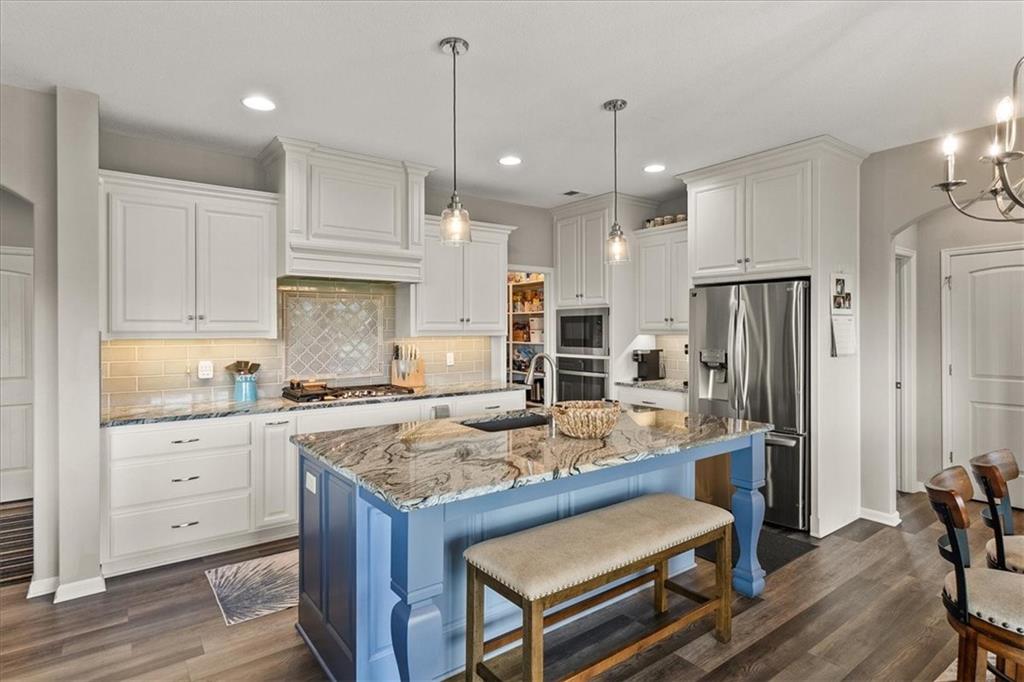 20804 189th Street Spring Hill, KS 66083 - Photo 10 of 38