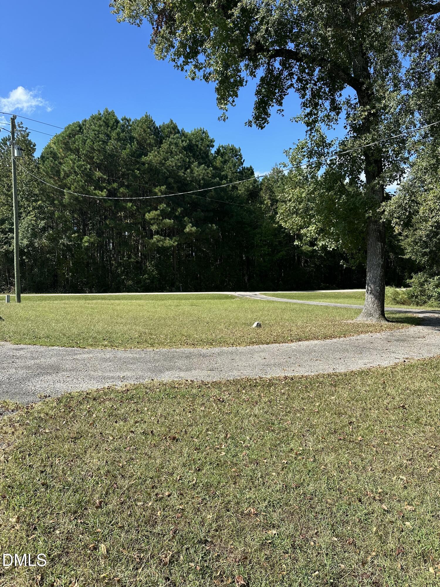 2516 Morphus Bridge Road Zebulon, NC 27597 - Photo 20 of 20 Front Drive