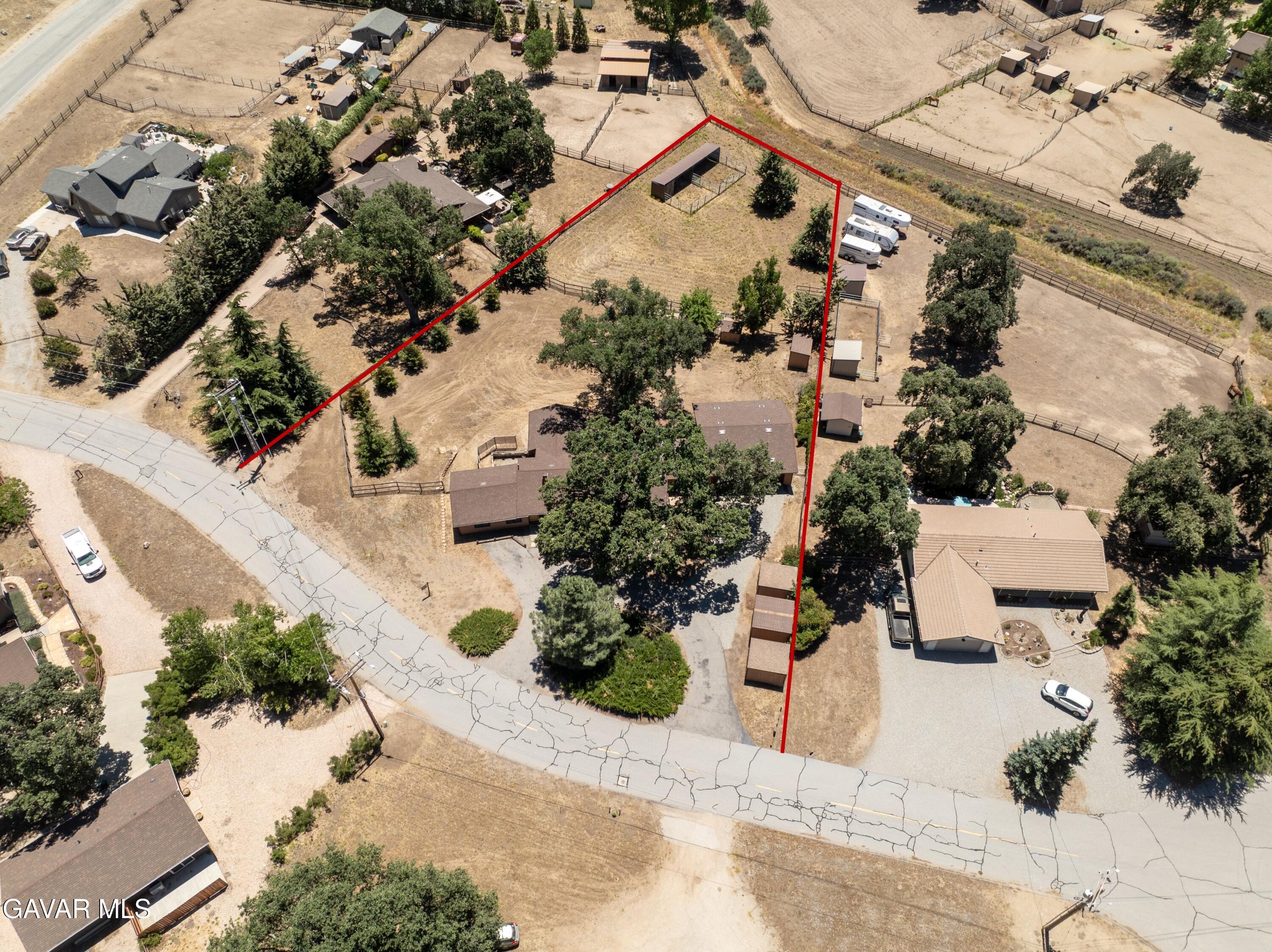 26720 Sutter Court Tehachapi, CA 93561 - Photo 23 of 36 23-DJI_0722-HDR-Edit