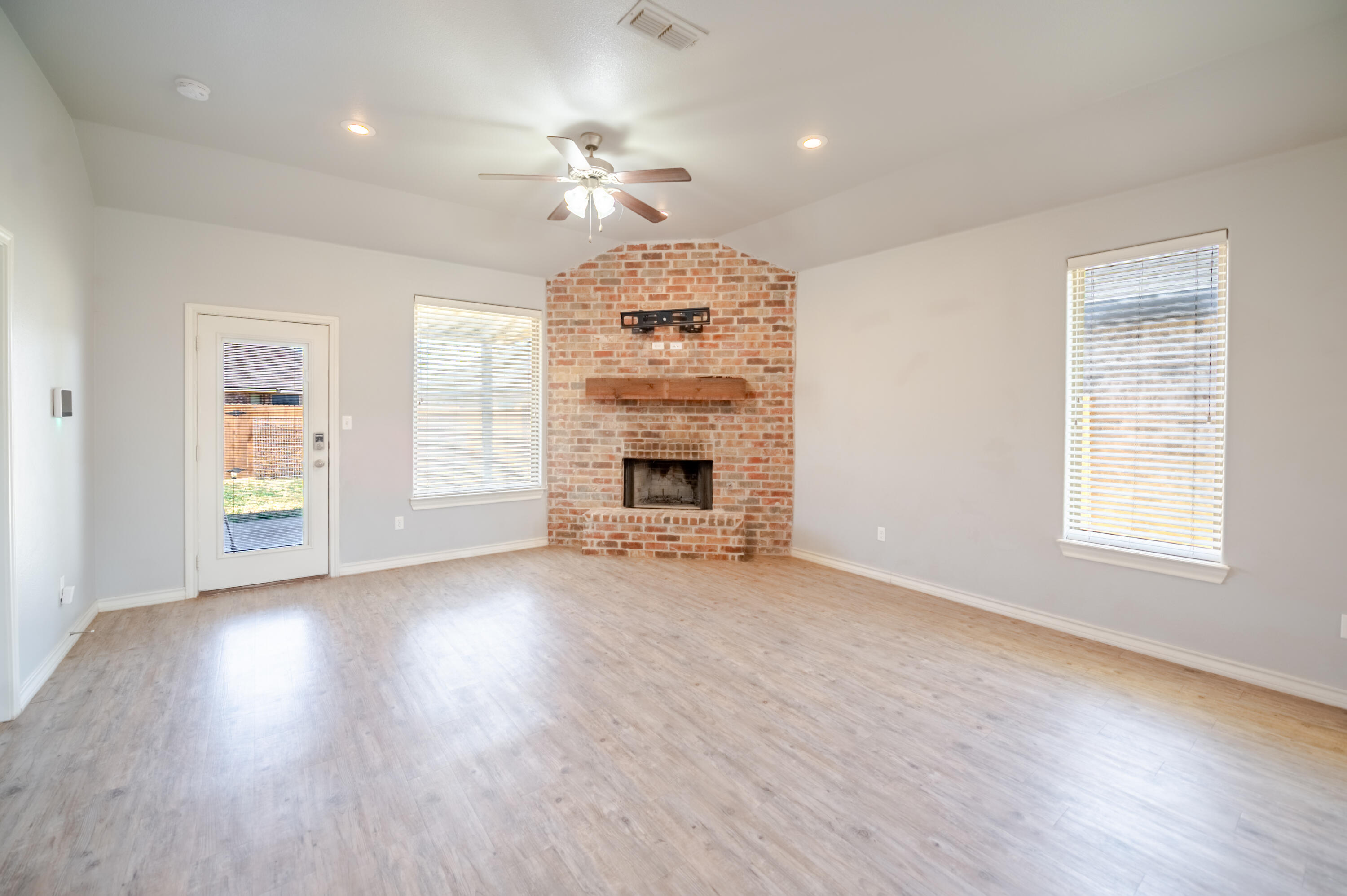 5232 Kemper Street Lubbock, TX 79416 - Photo 9 of 23 RE.Ke-3