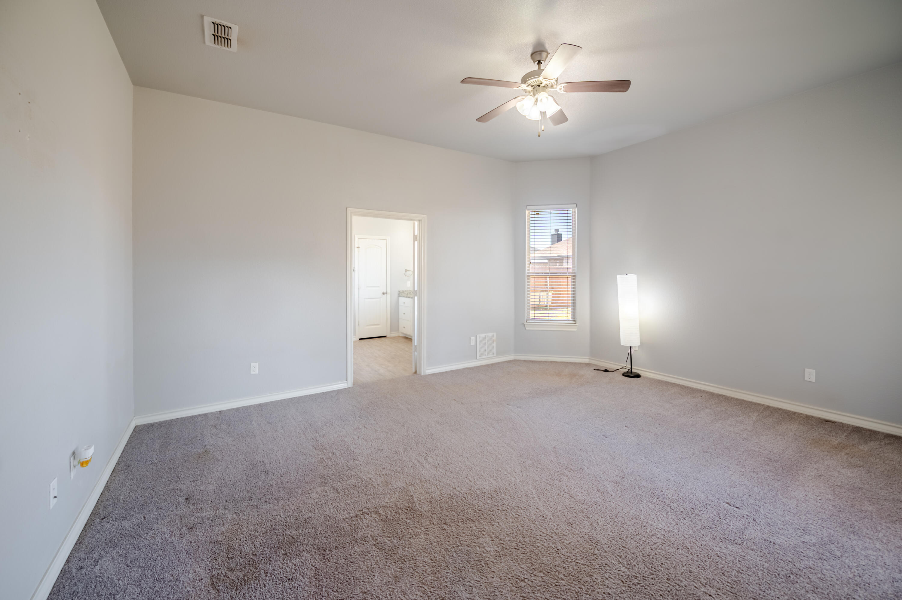 5232 Kemper Street Lubbock, TX 79416 - Photo 10 of 23 Primary Bedroom