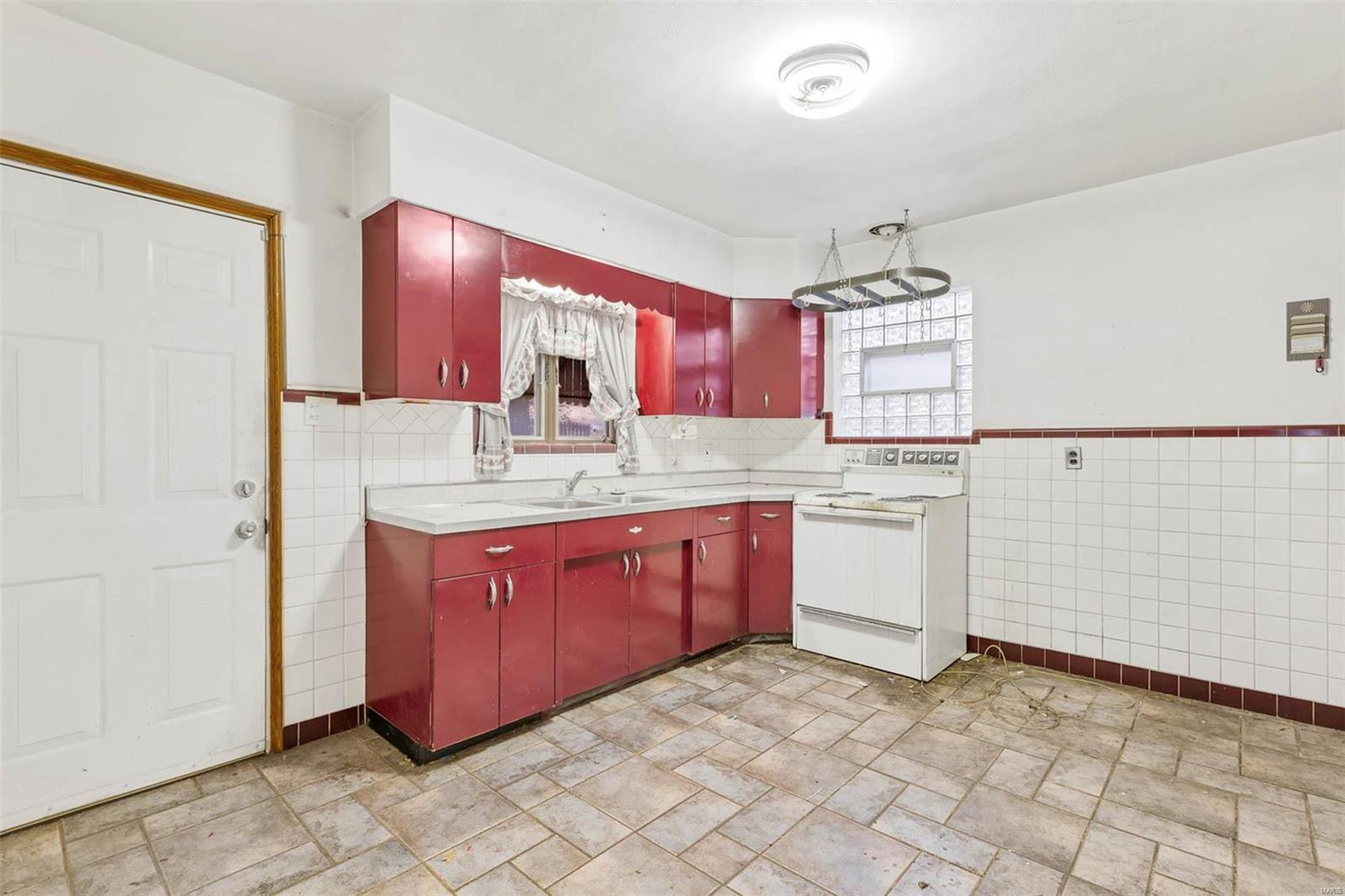 10361 Halls Ferry Road St. Louis, MO 63136 - Photo 7 of 9 Gallery Image 7