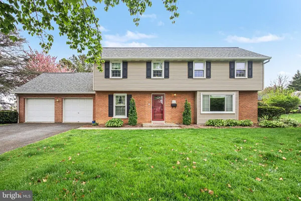 $365,000 | 13 Pleasant View Drive, Strasburg, PA 17579