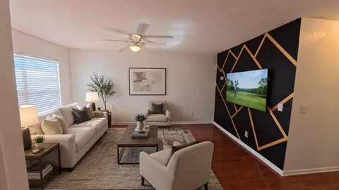 $185,000 | 5440 South MacDill Avenue, Unit 1I, Tampa, FL 33611