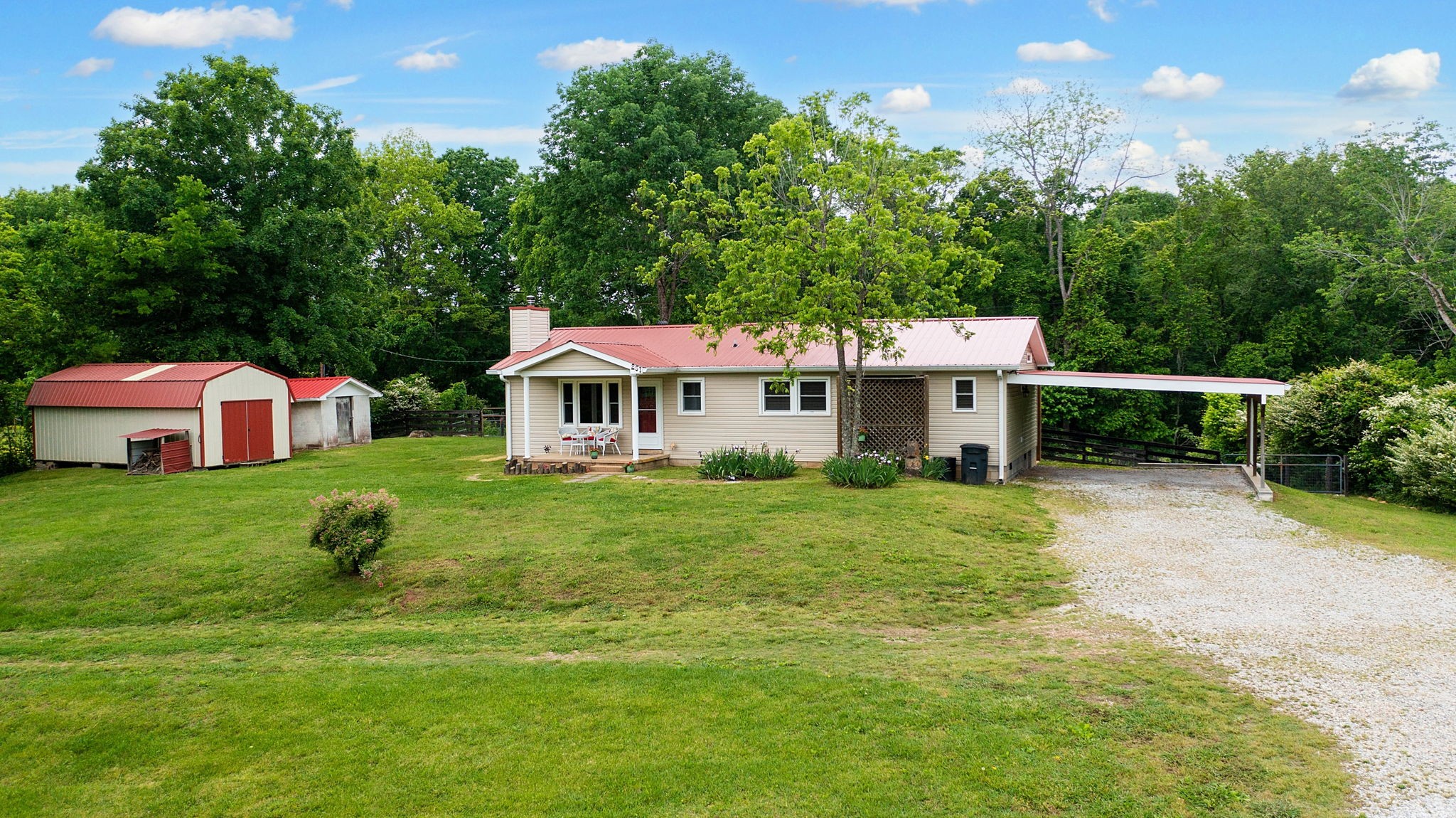 251 Old State Rte 48 Centerville, TN 37033 - Photo 6 of 57 Gallery Image 6