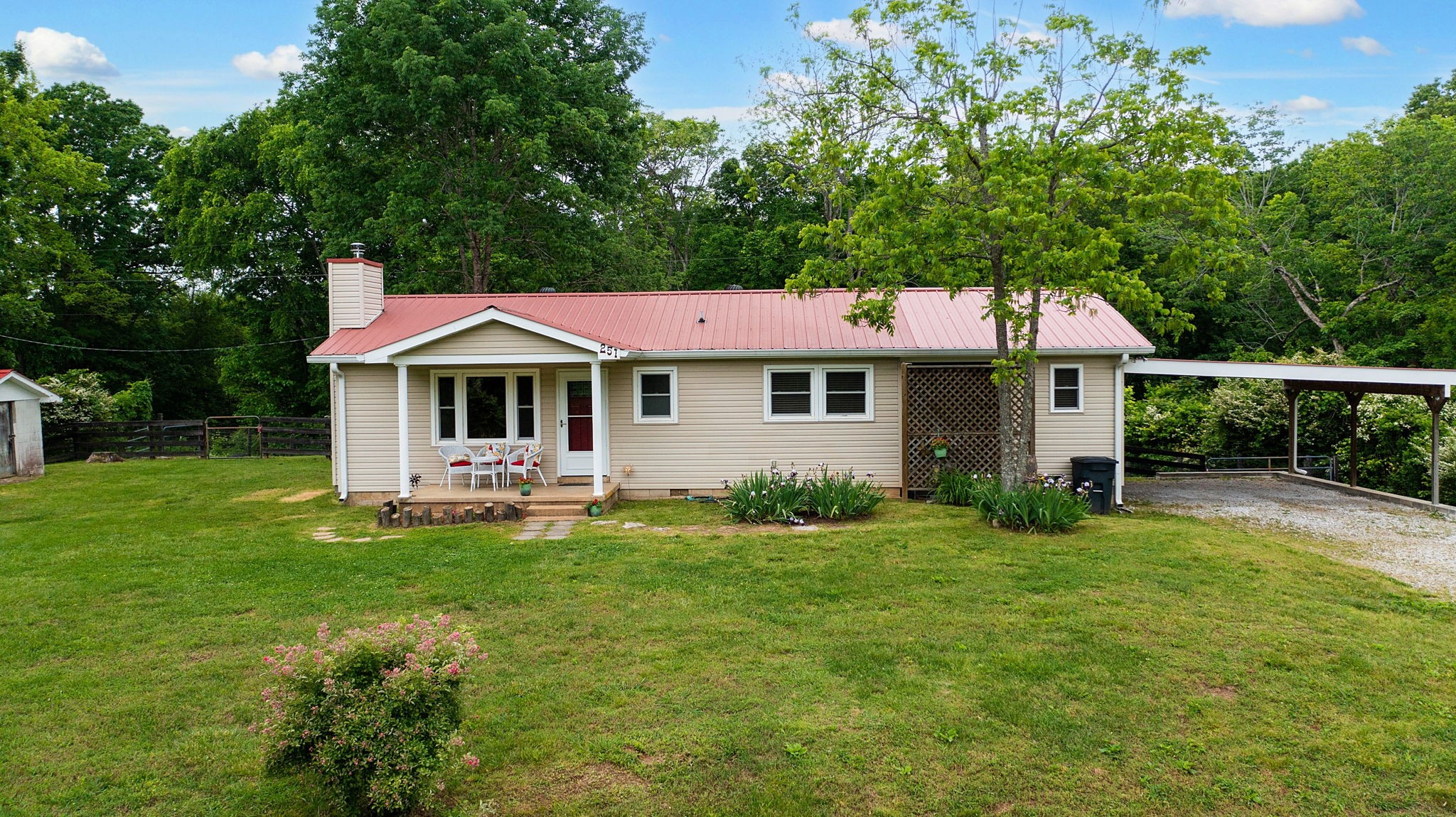 251 Old State Rte 48 Centerville, TN 37033 - Photo 10 of 57 Gallery Image 10