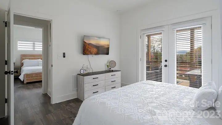 32 Westside Village Road, Unit 11 Fairview, NC 28730 - Photo 28 of 45 Gallery Image 28