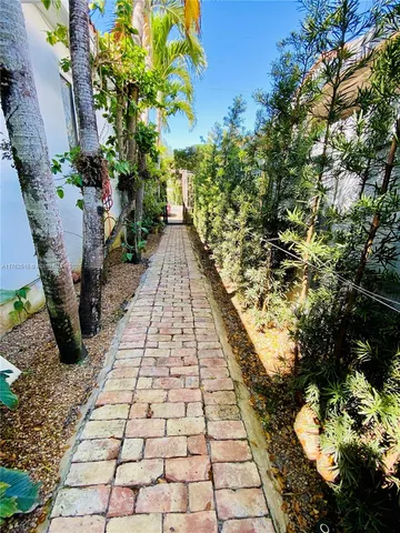 $1,150,000 | 1135 Southwest 62nd Avenue, West Miami, FL 33144