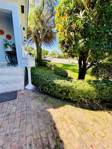 $1,150,000 | 1135 Southwest 62nd Avenue, West Miami, FL 33144