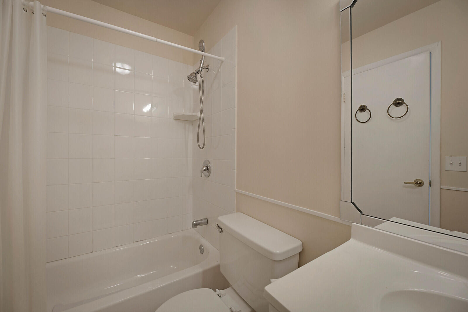 617 Flanders North Delray Beach, FL 33484 - Photo 17 of 22 16_617_Flanders_M16_mls