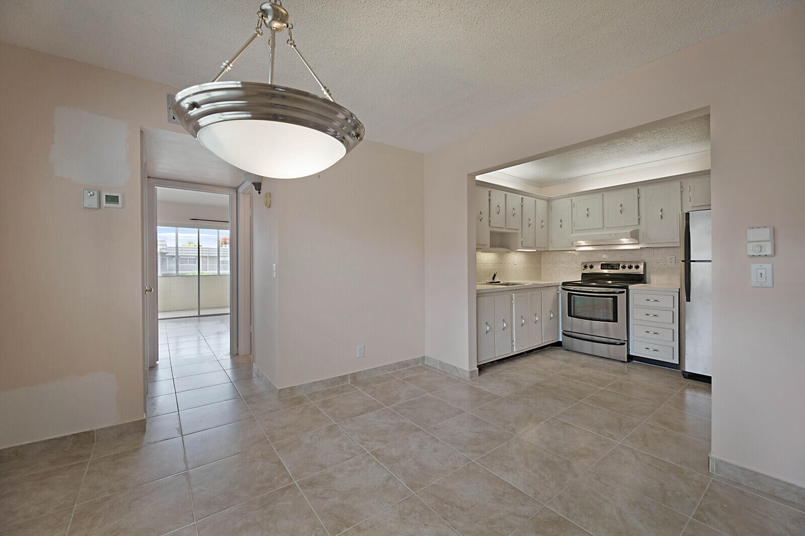 617 Flanders North Delray Beach, FL 33484 - Photo 7 of 22 06_617_Flanders_M6_mls