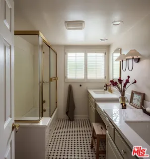$1,275,000 | 1201 South Orange Grove Boulevard, Pasadena, CA 91105