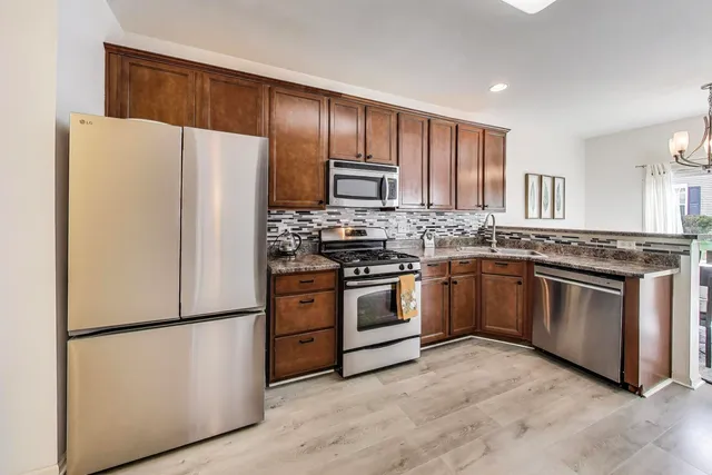 $2,500 | 474 South Jade Lane, Round Lake, IL 60073