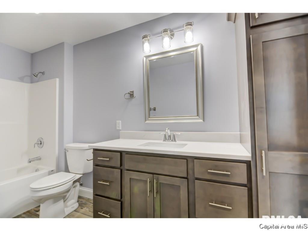 4831 Chestnut Drive Springfield, IL 62711 - Photo 14 of 17 Gallery Image 14