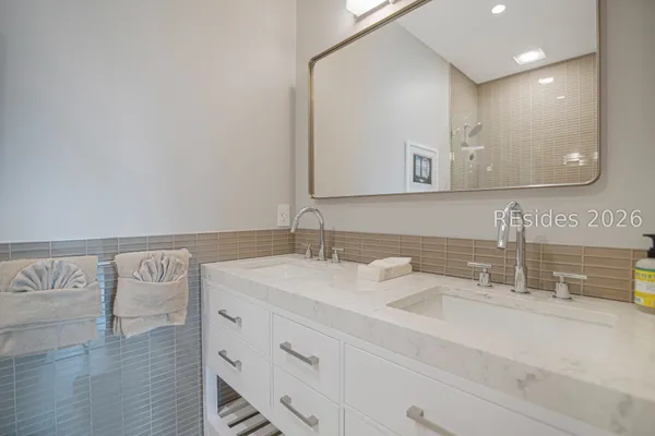 $3,195,000 | 5 Barrier Beach Cove, Hilton Head Island, SC 29928