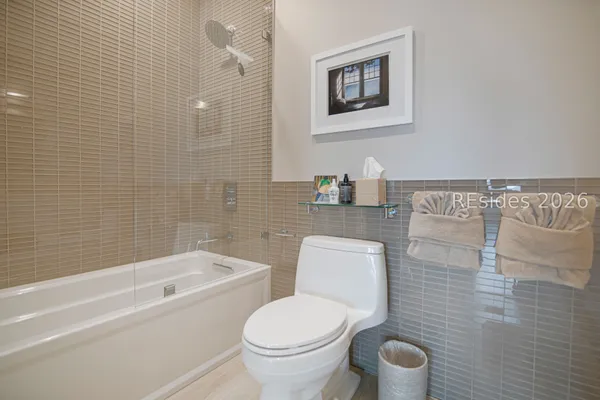 $3,195,000 | 5 Barrier Beach Cove, Hilton Head Island, SC 29928