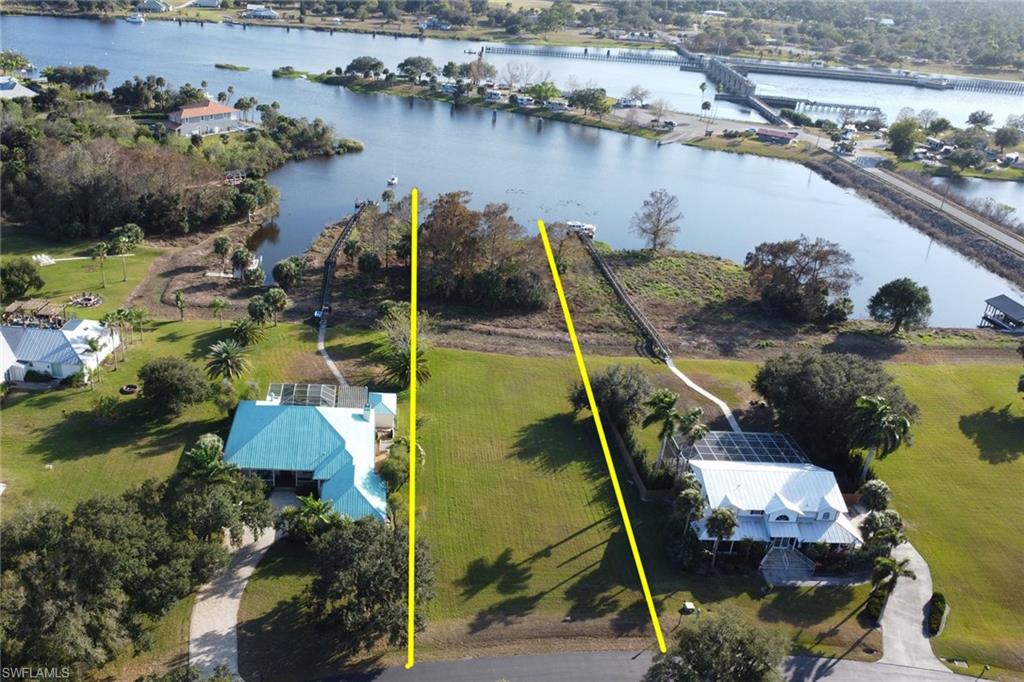 16280 Forest Mist Court Alva, FL 33920 - Photo 2 of 26