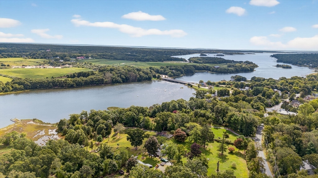 923 Drift Road Westport, MA 02790 - Photo 26 of 27