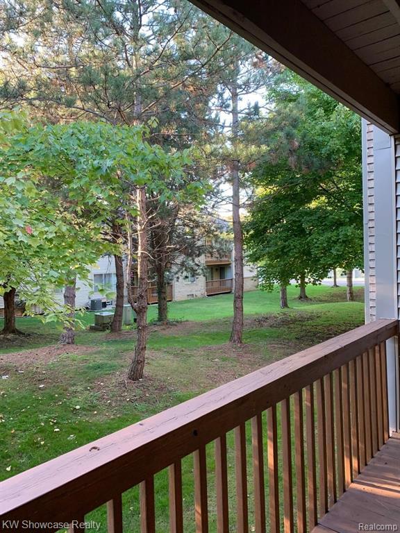 702 South Milford Road Milford, MI 48381 - Photo 28 of 43