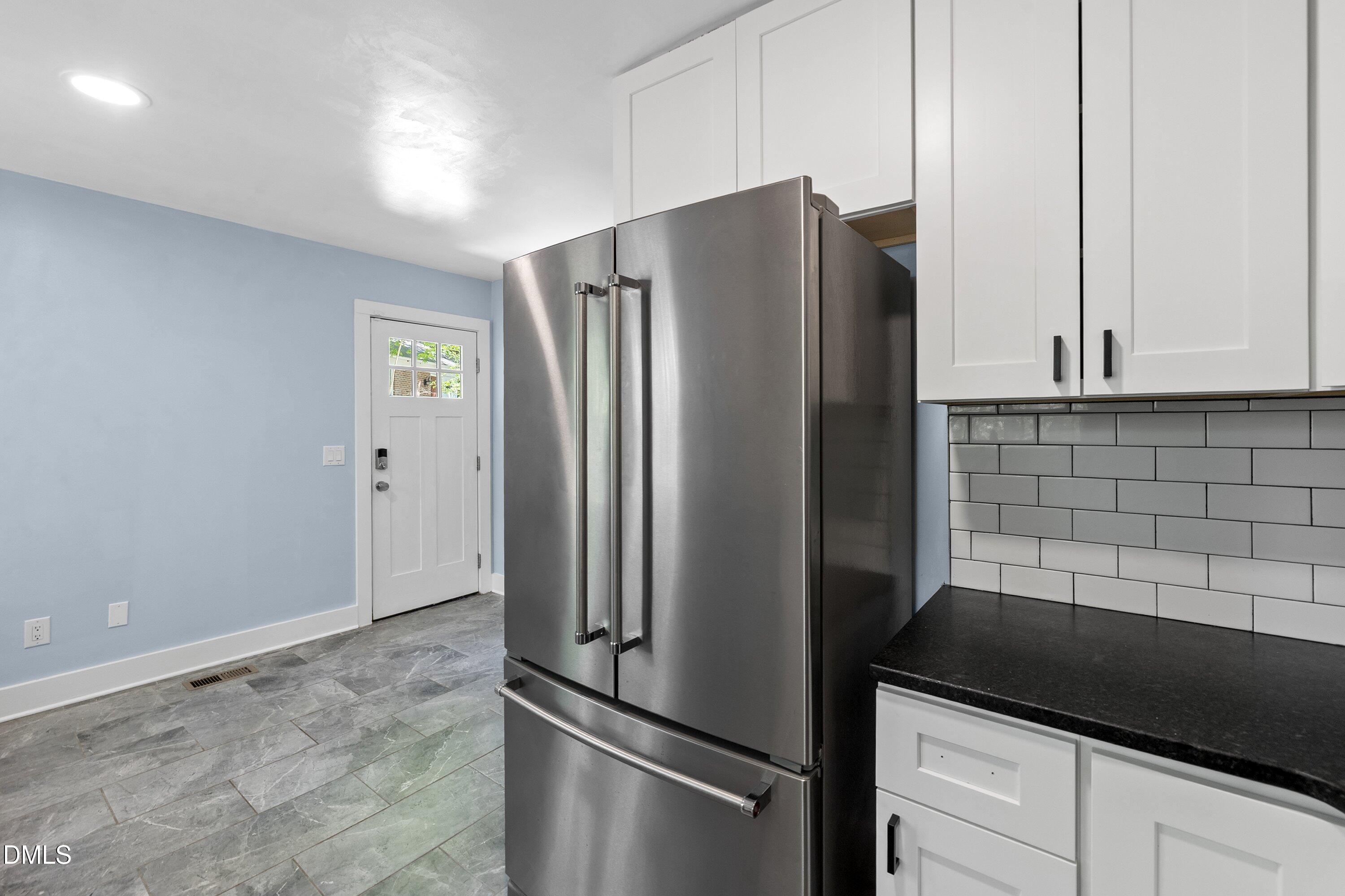 7921 Castlelake Court Raleigh, NC 27615 - Photo 10 of 30 Kitchen