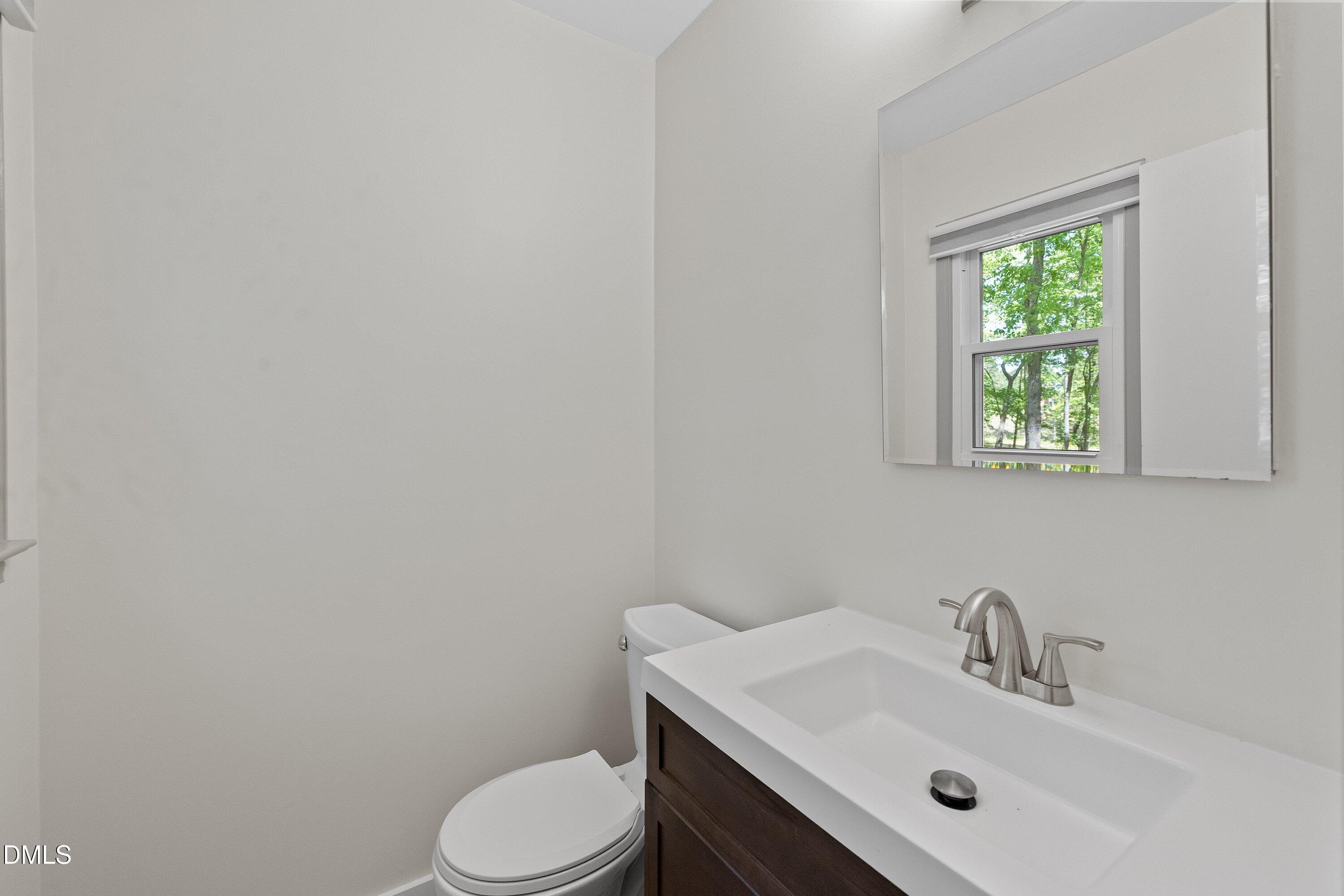 7921 Castlelake Court Raleigh, NC 27615 - Photo 19 of 30 Primary Bath