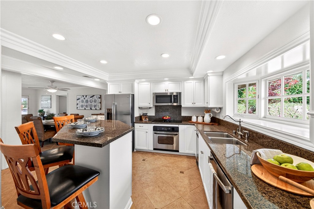 1448 West Domingo Road Fullerton, CA 92833 - Photo 21 of 68