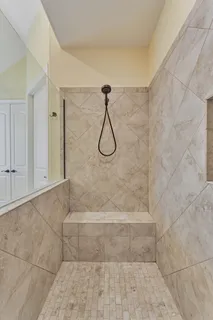 $619,000 | 11 South Sandbells Park Lane, Montgomery, TX 77316