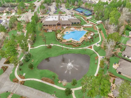 $619,000 | 11 South Sandbells Park Lane, Montgomery, TX 77316