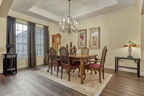 $619,000 | 11 South Sandbells Park Lane, Montgomery, TX 77316