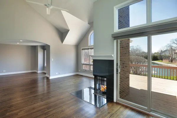 $574,900 | 937 Fountain View Drive, Deerfield, IL 60015