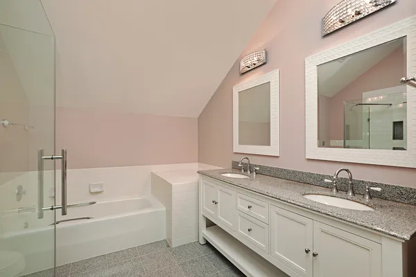 $574,900 | 937 Fountain View Drive, Deerfield, IL 60015