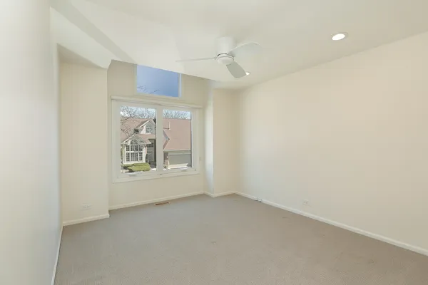 $574,900 | 937 Fountain View Drive, Deerfield, IL 60015