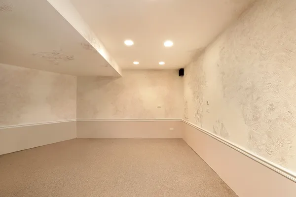 $574,900 | 937 Fountain View Drive, Deerfield, IL 60015