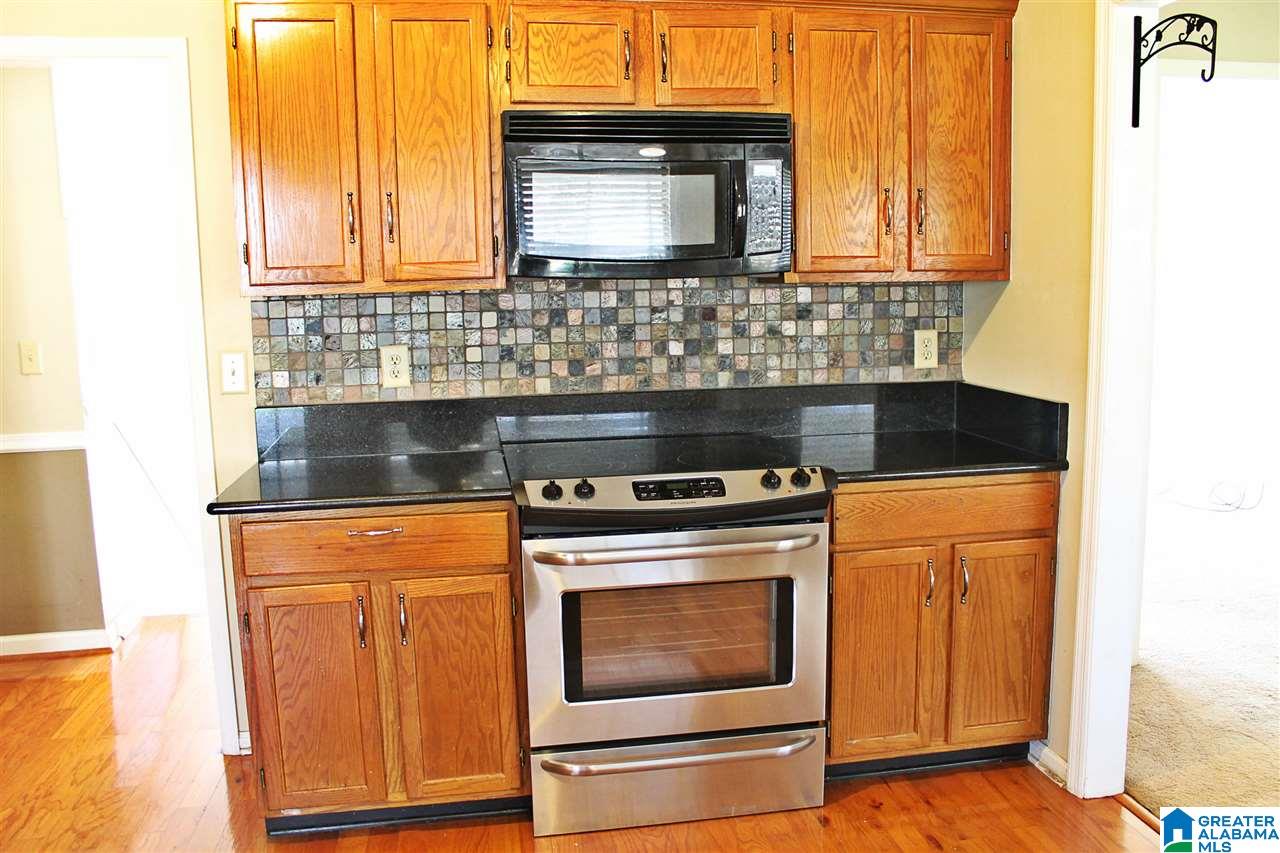 1011 Comanche Trail Anniston, AL 36206 - Photo 4 of 26