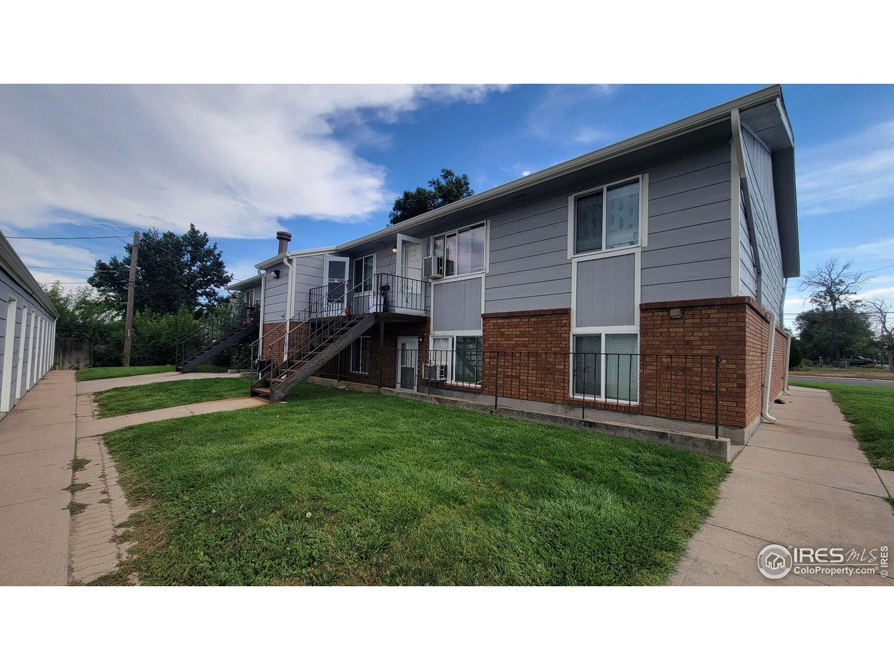 229 15th Street Greeley, CO 80631 - Photo 6 of 19 a black and white photo of a house