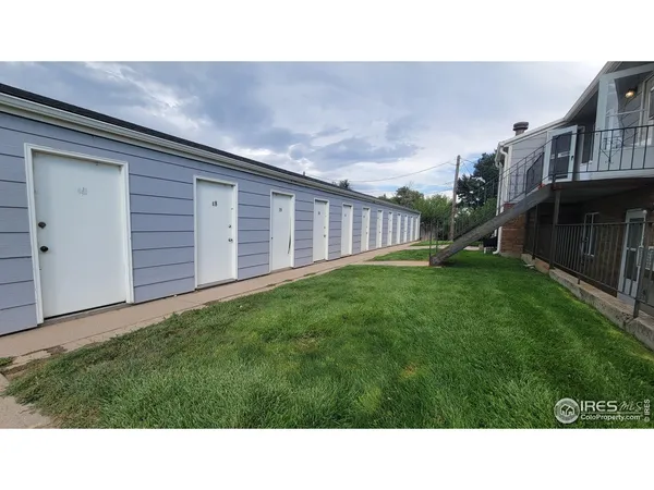 a black and white photo of a house