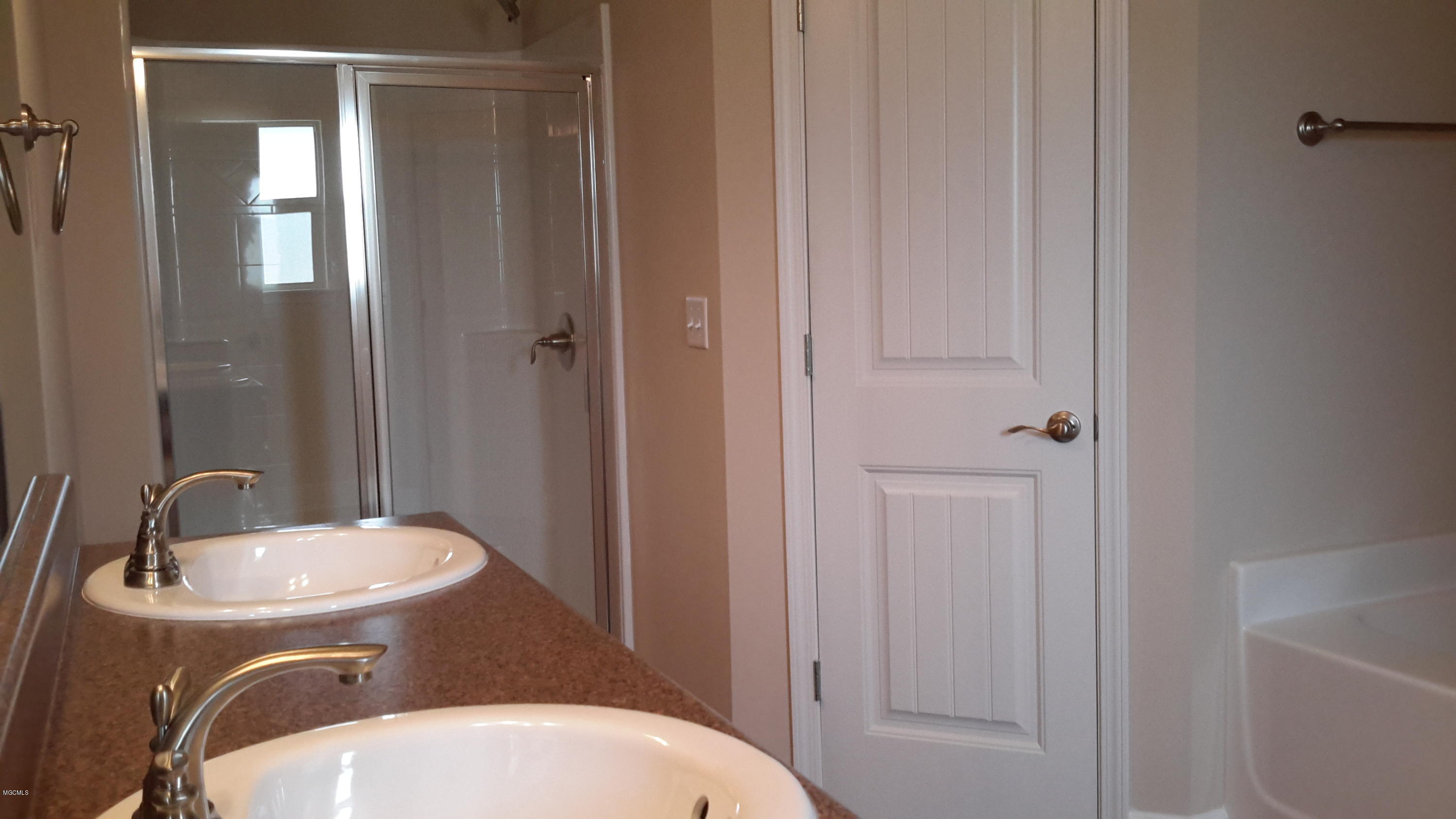6821 Biddix-evans Road Ocean Springs, MS 39564 - Photo 17 of 23 Master Spa
