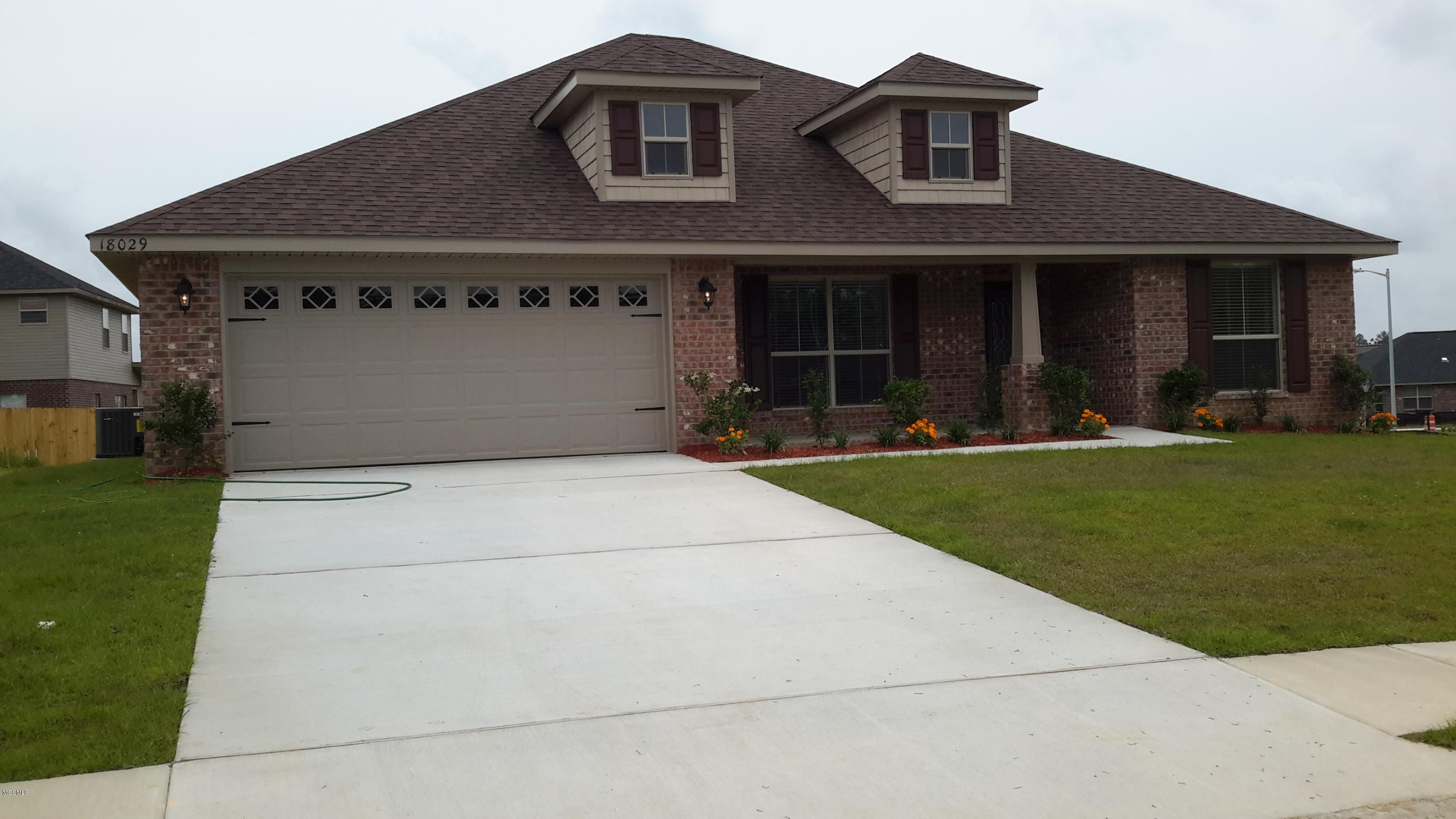 6821 Biddix-evans Road Ocean Springs, MS 39564 - Photo 2 of 23 Exterior Front
