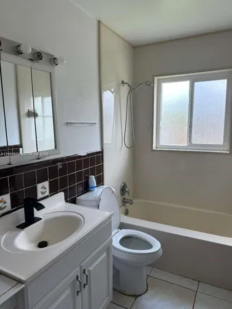 $3,750 | 2458 Plunkett Street, Hollywood, FL 33020